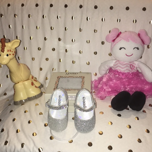 Aadi - Picture 2 of 4